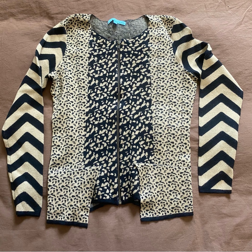 Antonio Melani Women’s Full Zip 100%Wool Cardigan Sweater Blazer Jacket Medium
